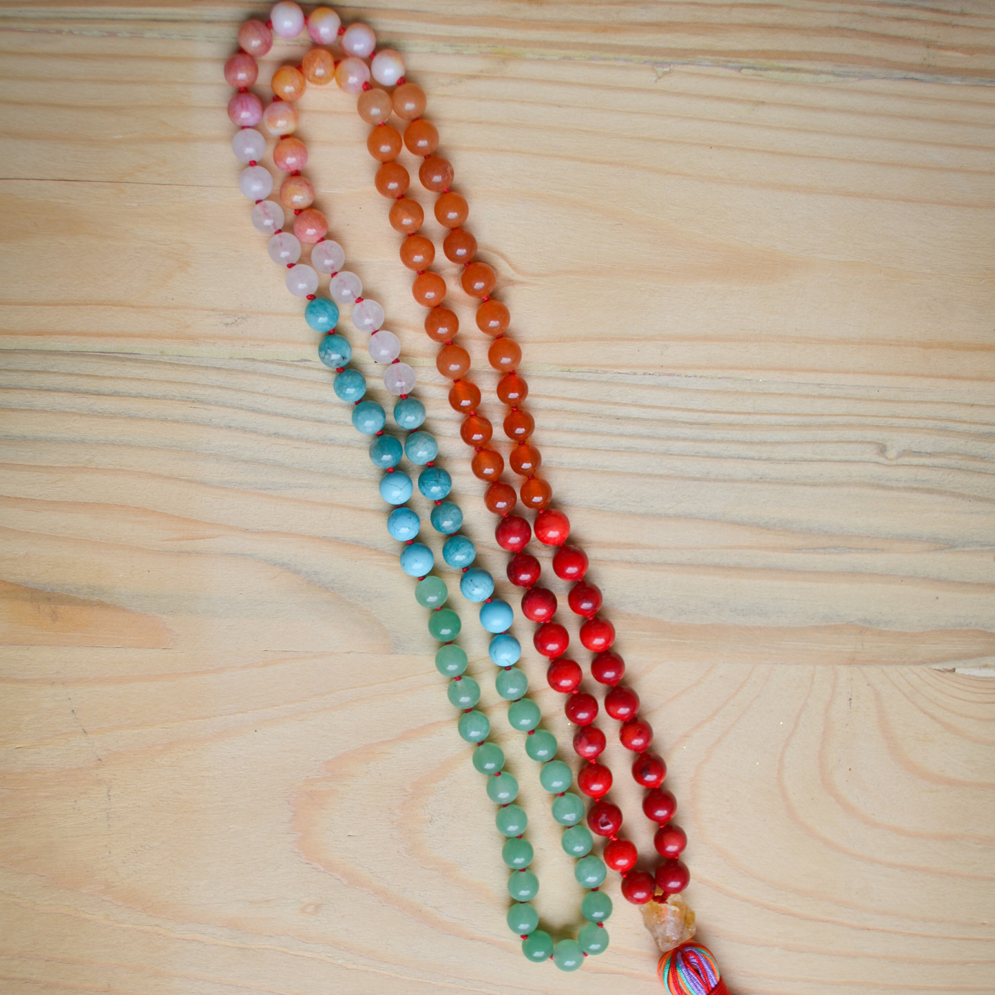 Japa Mala Guacamaya 108 cuentas